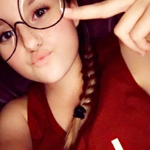 Meet your Posher, Ellie